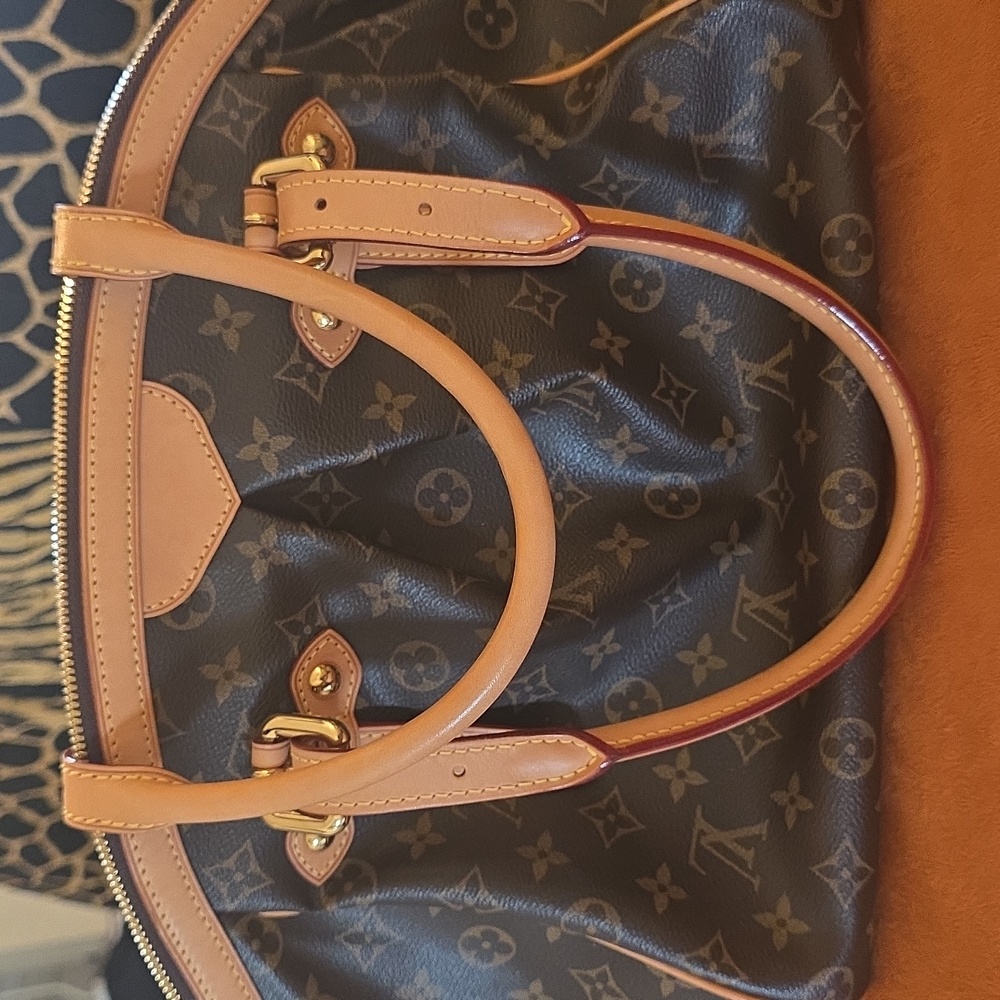 Excellent Preowned Condition Louis Vuitton TROVOLI Brown and Tan Shoulder Bag - Picture 14 of 17
